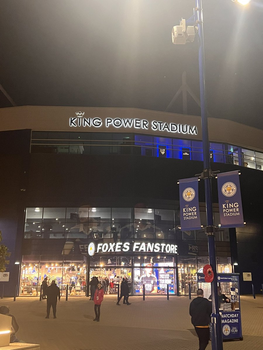 Keatesy15's tweet photo. Leicester City (A)🧡🖤 https://t.co/vEDCwtCvch