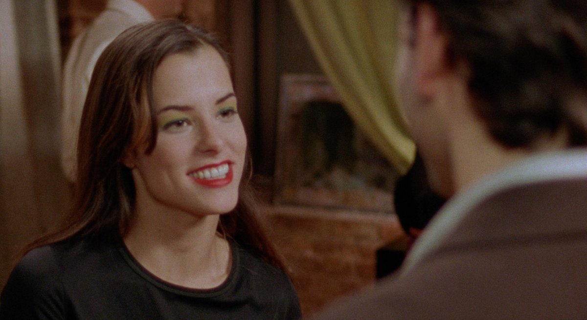 Criterion's tweet photo. Happy birthday to the great Parker Posey! ❤️ ❤️ ❤️ Here she is giving one of her unforgettable '90s performances in @gregmottola's one-crazy-day odyssey THE DAYTRIPPERS (1996). You can enjoy our edition of the film now on @criterionchannl! https://t.co/Qhy3T7QGJ6 https://t.co/RDN8yDinQM
