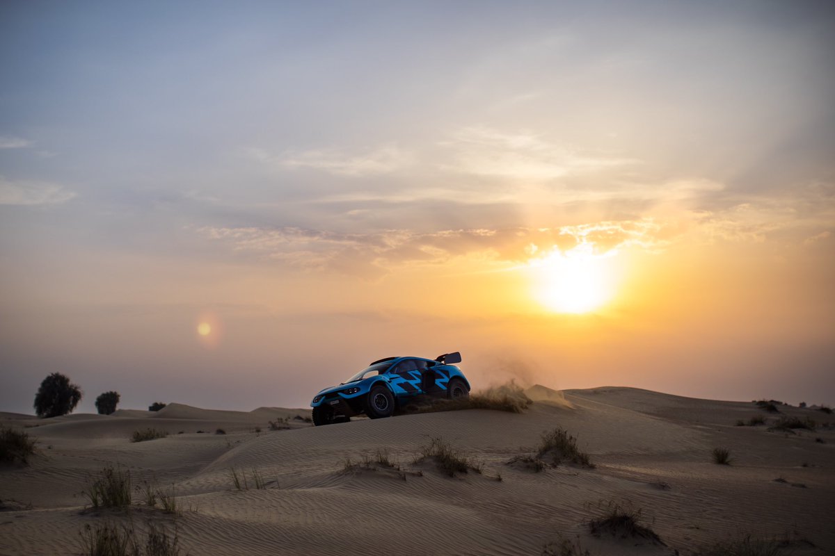 We are on the ultimate adventure in Dubai this week with our #HunterHypercar 
 
A perfectly balanced 1800kgs, 600bhp and 700nm of torque cruising across the dunes with two-time Dakar winner <a href="/NaniRoma/">Nani Roma Dakar</a> ✅😎 

📸 <a href="/drewgibsonshots/">Drew Gibson</a> 

#prodrive #hunter #hunterhypercar