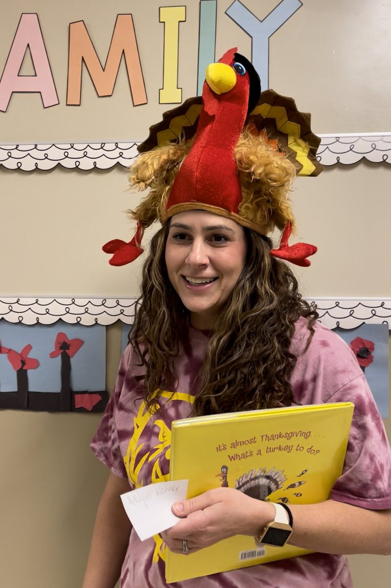Mrs. Peffer looked just like a turkey…almost! She read the book Turkey Trouble to Mrs. Rhinehart’s class as part of our positive behavior reward program. #TurkeyTrouble #BSSDProud #NewvilleCARES