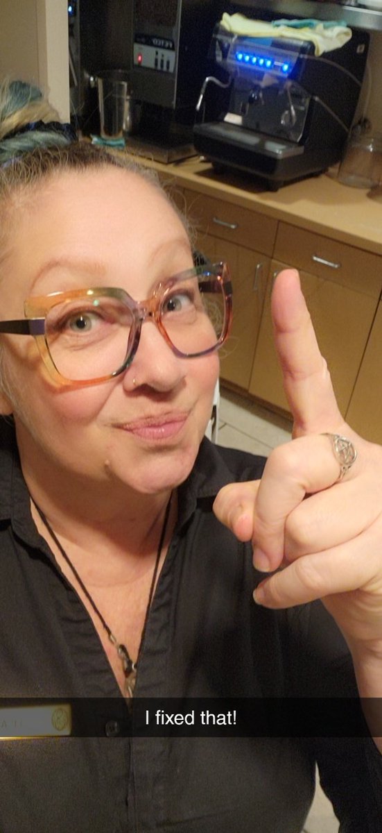 ItsTulsaTime's tweet photo. When you know what to do, and how to do it, and it takes two weeks for them to admit that THEY don't and just let you do it.
#espresso #mrsfixit #iknowthisshit #justsitdownandletmedoit #handled https://t.co/co5FX42WA5