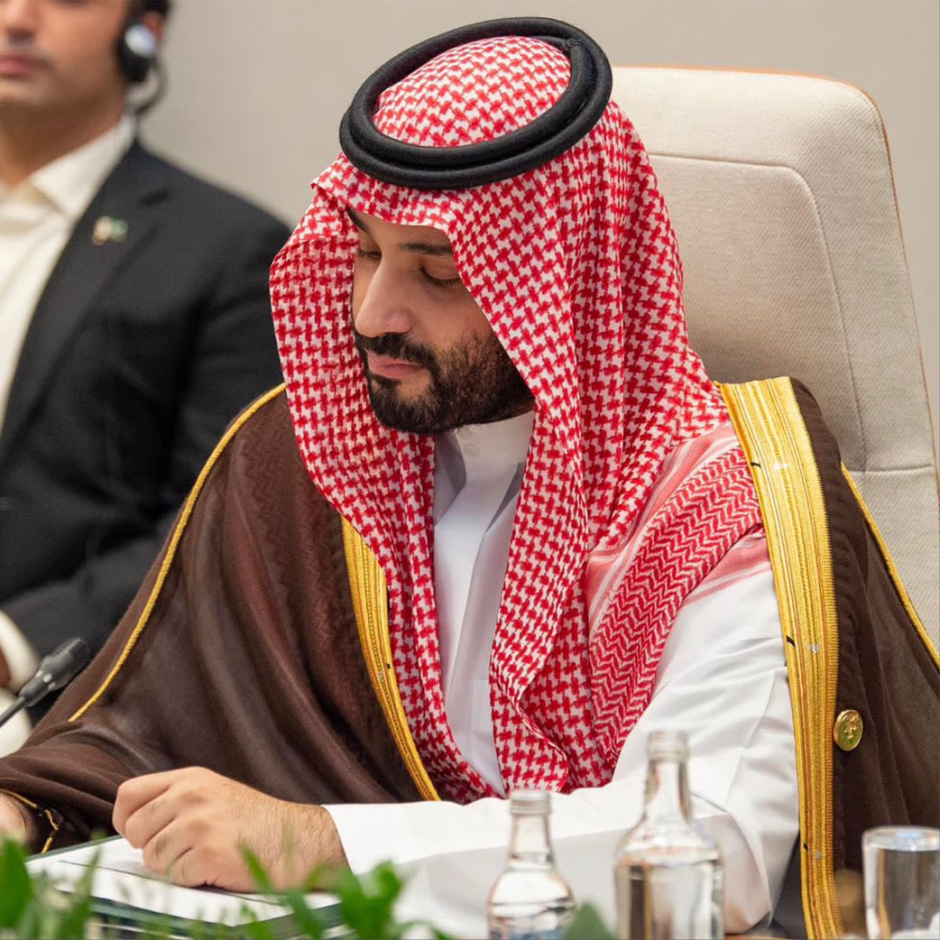 أعلن صاحب السمو الملكي أن المملكة العربية السعودية ستساهم بمبلغ 2.5 مليار دولار أمريكي على مدار 10 سنوات لدعم مشاريع خضراء ، وتأييد ميثاق الحوكمة من قبل الدول الحاضرة ، ويهدف صندوق الاستثمارات العامة السعودي للوصول إلى صافي صفر الكربون بحلول عام 2050. 

سمو ولي العهد في قمة #MGI