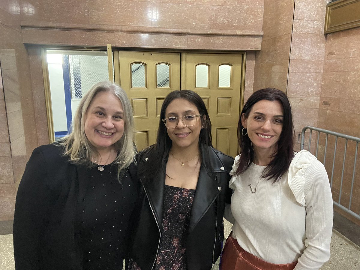 YuetChu_NYCDOE's tweet photo. It’s a wrap! #BKNHSbrilliant Election Day 2022 brought to you by the #womenofBKNHS + the one and only DOCTOR Rudolfo #learningallday #adultlearningmatters @ElleRushie @JenGoldbergDAAA @BKNHSSuptRoss https://t.co/F6f8xtDUnm