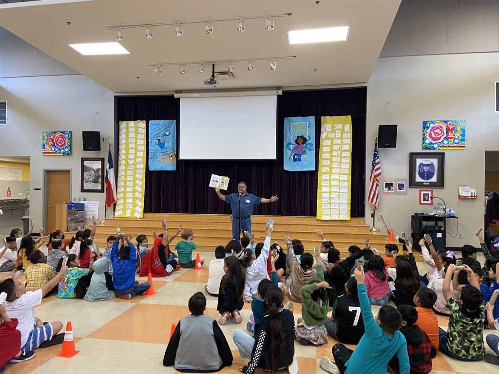 Perez Reads tweet media