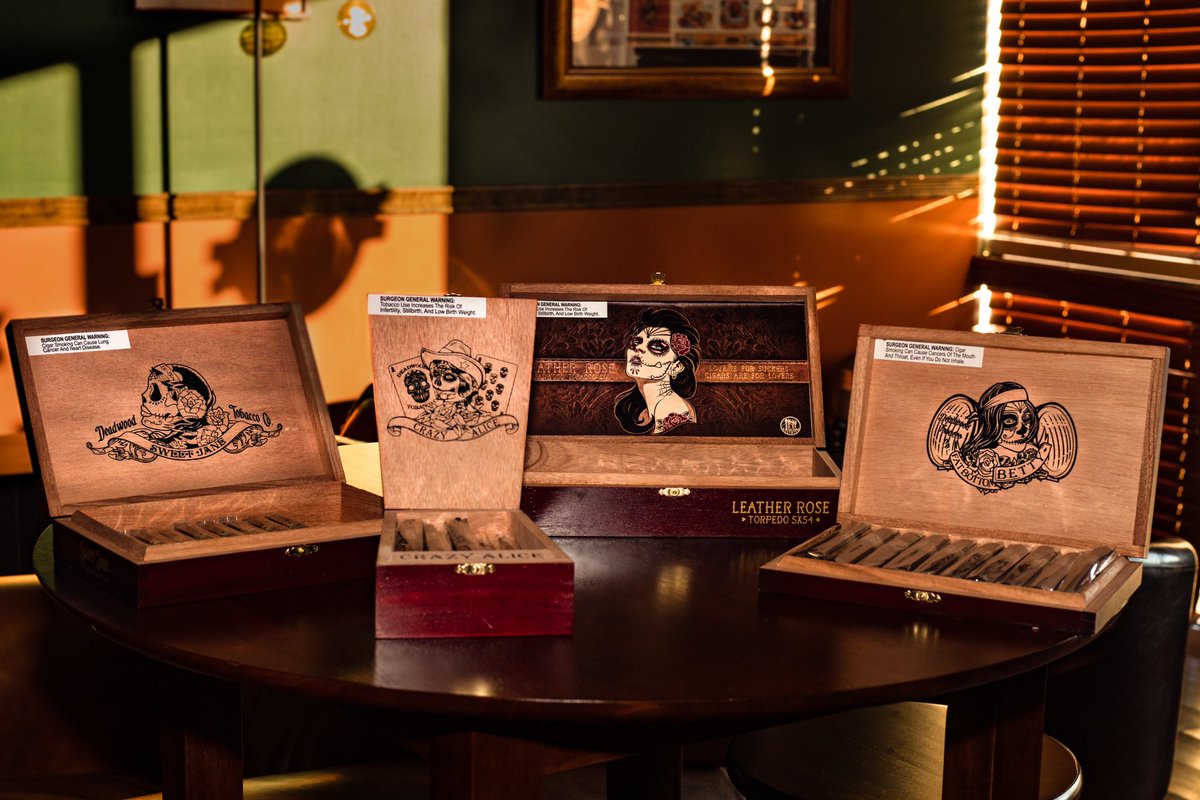 ToothAle's tweet photo. Boxes &amp; singles available from Deadwood Tobacco Co💀(DTC)  One of our most popular brands 
Crazy Alice (4x52) 
Fat Bottom Betty (5x50)
Leather Rose (5x54, Torpedo)
Sweet Jane (5x46)
…
#eastnashville #hipdonelson #nashville #nashvilletennessee #hermitagetn #nashvillebusiness https://t.co/NGkKscPSbm