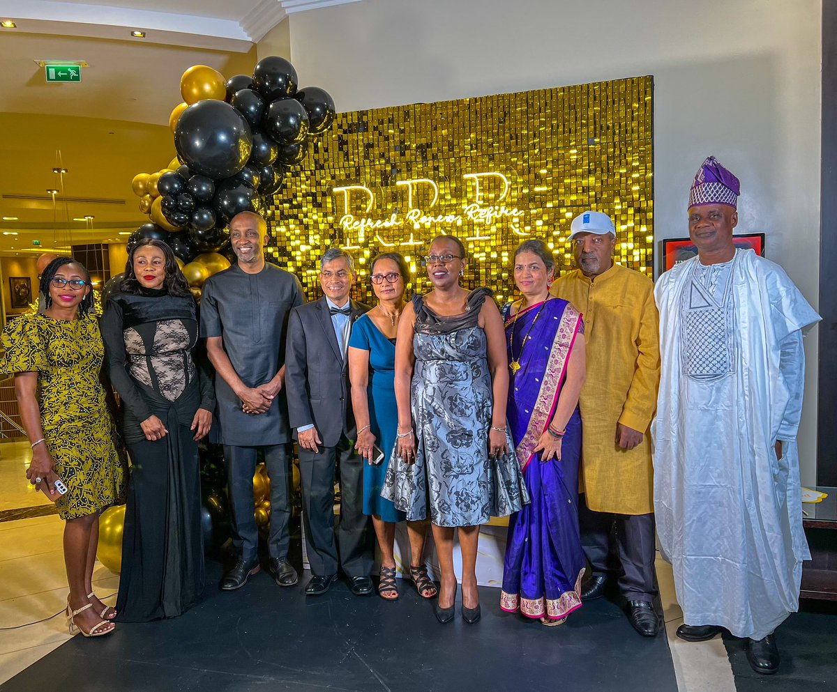 UNDPNigeria's tweet photo. HAPPENING NOW✨💃🏾🕺🏽Gala Night!
Tonight staff will be receiving awards for the work well-done!
Everybody is feeling #Refreshed #Renewed & #Refired
#StaffRetreat2022 https://t.co/RAw4mzz0oZ