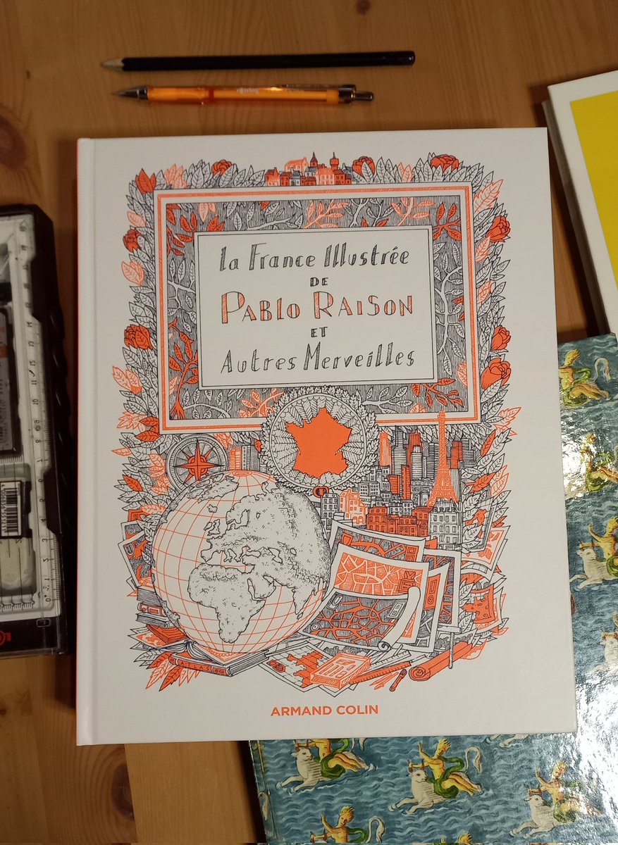 il y a 3 ans, je terminais ma première carte de France (la fameuse).
Jamais je n'aurais pensé que 3 ans après je sortirai un Atlas de 162 pages...