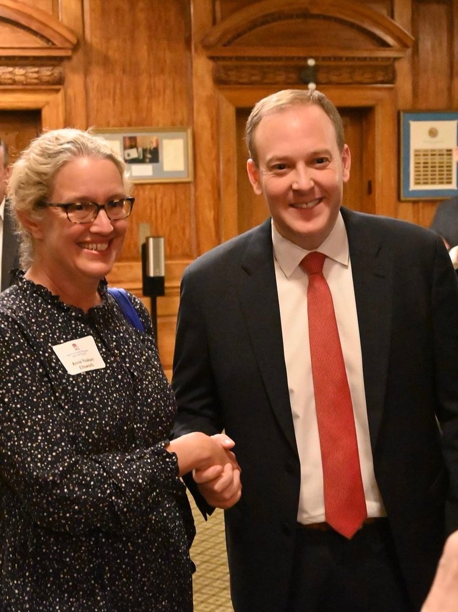 anneyoakam's tweet photo. New Yorkers, Please VOTE LEE ZELDIN for Governor today!  For our economy and safety, he is the best candidate.  We are lucky to have such a great choice for our future.  #ElectionDay #Vote #NewYorkGovernor https://t.co/O1cJiHxfbD