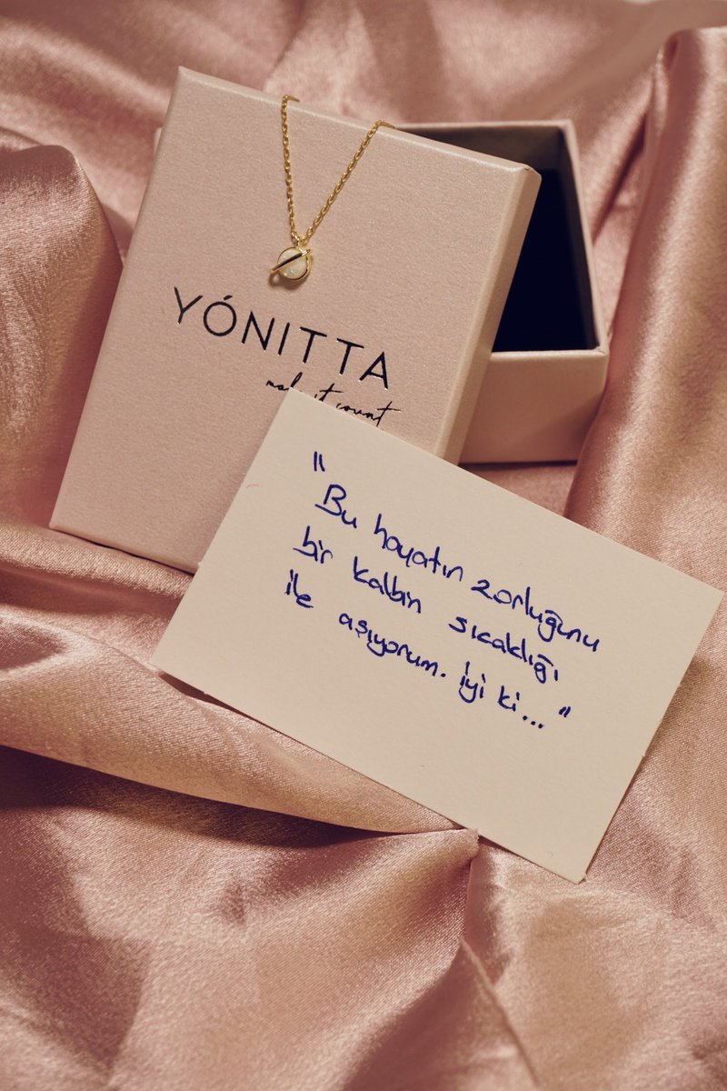 the_yonitta's tweet photo. “Bu hayatın zorluğunu bir kalbin sıcaklığı ile aşıyorum. İyi ki…” https://t.co/DzWsp7PeYX