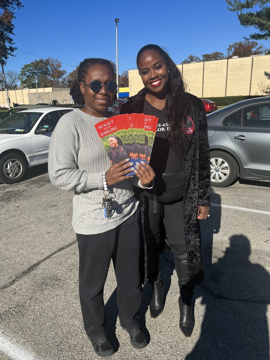 Jess_ByNature's tweet photo. Assembly District 18 we need you. Voter turnout is extremely low right now. This is the time for you to choose what kind of representative you would like for your community and the state. @IamTDarling is a phenomenal Assemblymember. Don’t forget to vote. Polls close at 9pm. https://t.co/75lRBNdyAO
