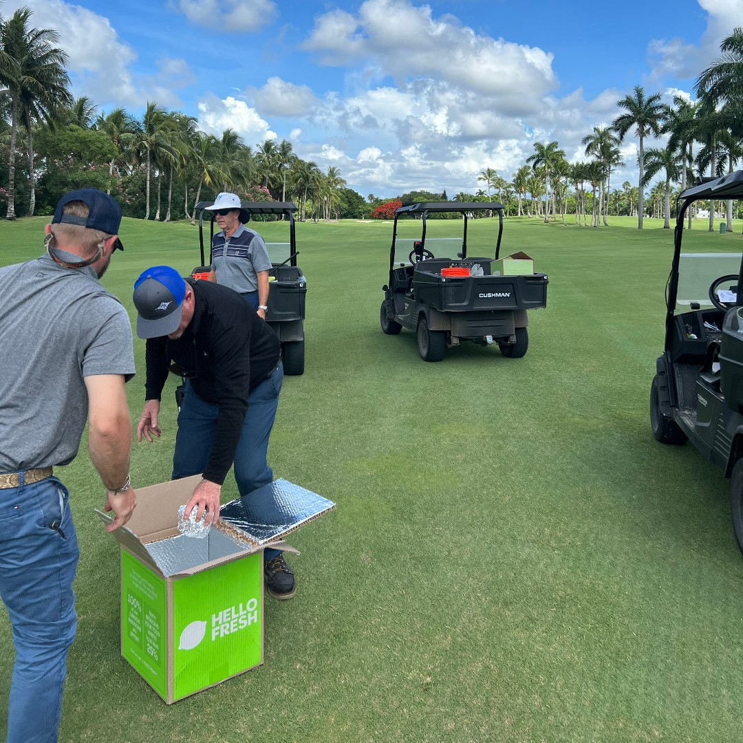 HarrellsLLC's tweet photo. When one of our customers has a goosegrass problem, we've got a goosegrass problem.
Taking samples & sending them to the lab for a customer this summer with our partners at @EnvuGolfUS.
#goosegrass #problemsolving #growingabetterworld https://t.co/goo1iFTzNs