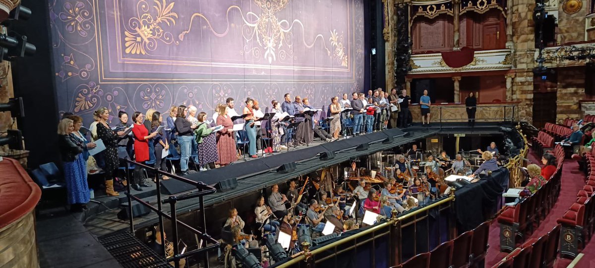 Jane Read tweet media