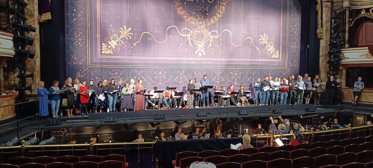 Jane Read tweet media