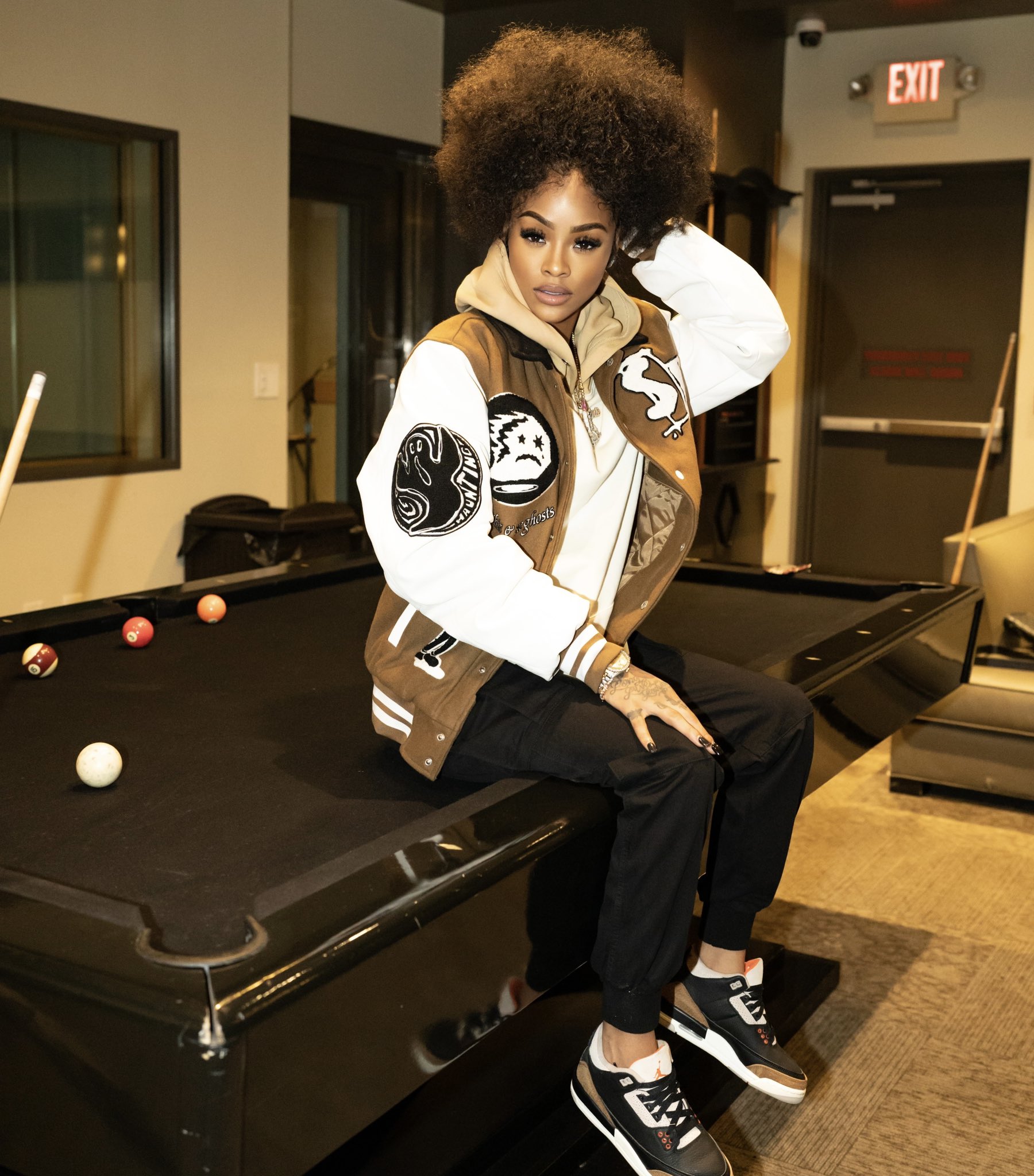 Ann Marie💜 on Twitter: &ldquo;Just cause he like me better natural 🤎🫣 https