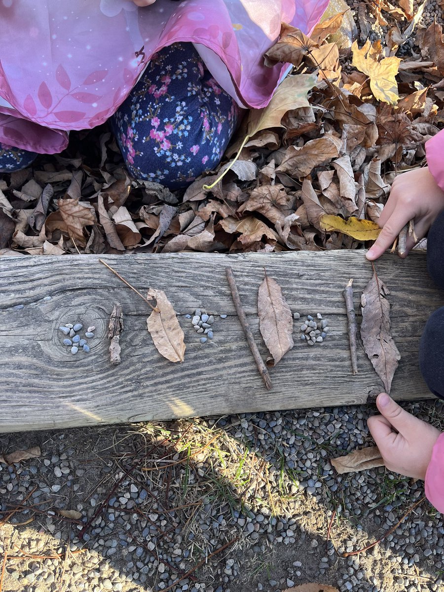 Mrs_NMurray's tweet photo. What a beautiful ☀️ day to bring our #math class outside! 1-1 did a fantastic job working with a partner to create different repeating patterns using nature! Can you tell us what patterns you see? 👀🪨🍁🍂#outdoorlearning #patterning #gr1 @HDSBMath @PsPineview https://t.co/IIK9EwWlkG