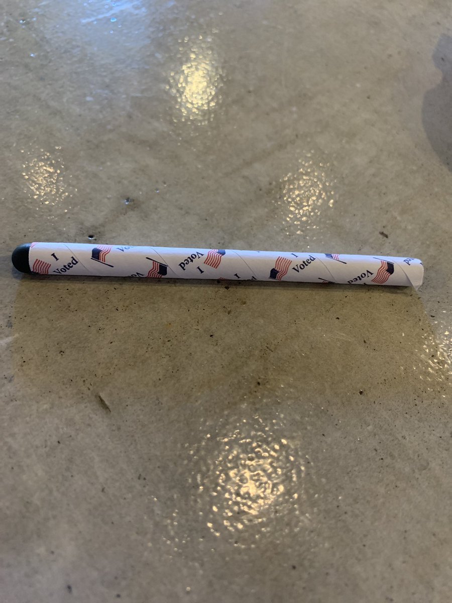 JayJane28's tweet photo. @BeauTFC We got Stylist Pens cause the machines were touchscreen! https://t.co/sddRQRlyTm