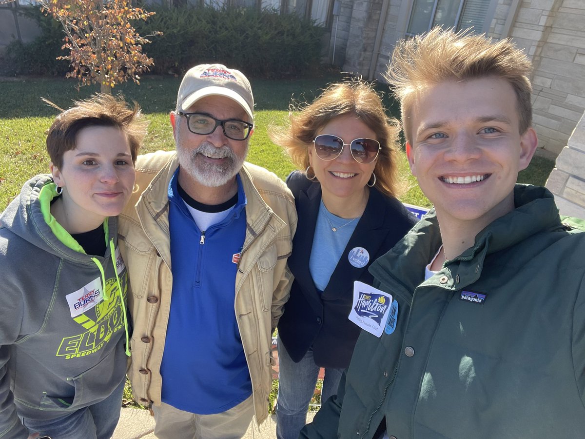 Carey Hamilton tweet media