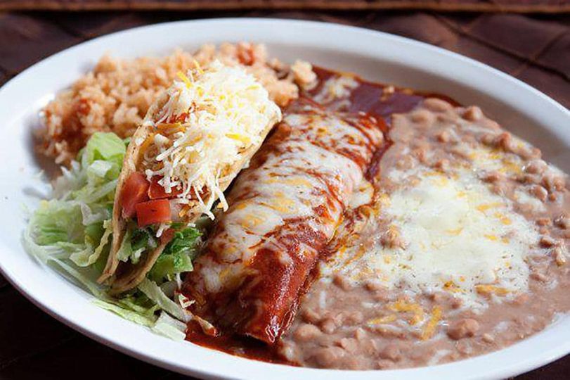 unitedwayoc's tweet photo. Come support #StudentSuccessOC this month by visiting Avila's El Ranchito in Huntington Beach and purchasing #TheOCWay Cucumber Margarita! A portion of the proceeds will be donated to our United for Student Success℠ initiative! 

#AvilasElRanchito #EatAuthentic https://t.co/4lmozhinWu