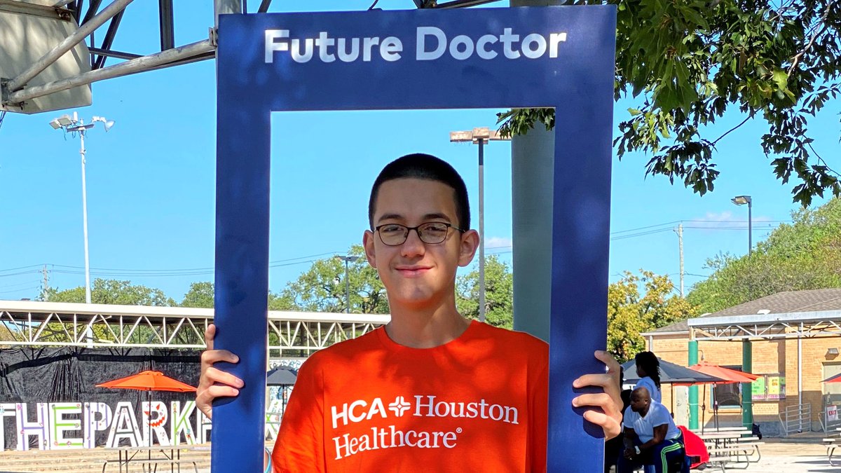 HCAHouston's tweet photo. We are proud to support @MayorsEvents, and @InTheParkHTX! Thank you to our colleagues who volunteered at the recent Cigna Sunday at Eastwood Park and for giving back to the communities we serve.
#HCAHou #InTheParkHTX https://t.co/0EiPuT1FG5
