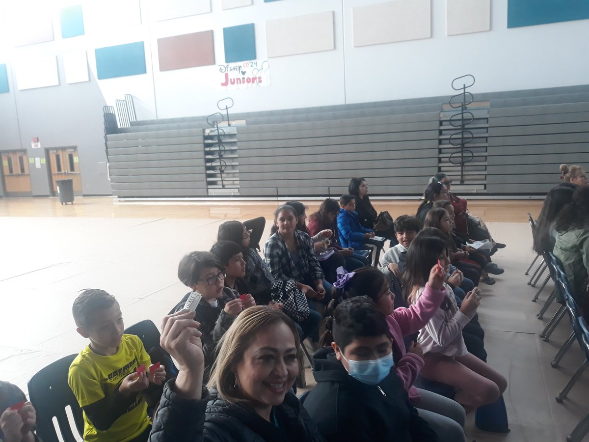CNavar_BNES's tweet photo. Those tickets carne in handy! Thank you to all our sponsors. We had a very happy student and myself WIN a prize at ther 8th Annual Career Awareness @PHills_HS #GratiTuesday #initowinit #TeamSISD https://t.co/oog8HXBmVS