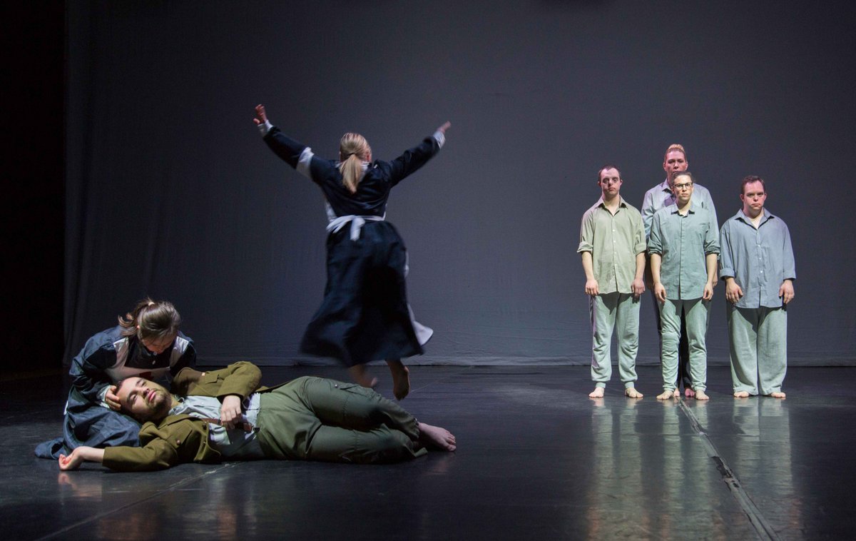 MagpieDance's tweet photo. This Friday, we are performing 'Hidden Impact' for remembrance day at the @RoyalOperaHouse 

Date: Friday 11th November
Time: 1pm
FREE 

#remembrance #weremember #hiddenimpact #dance #inclusivedance #WW1 #magpiedance #learningdisabilityarts https://t.co/WK7c3JQgKs