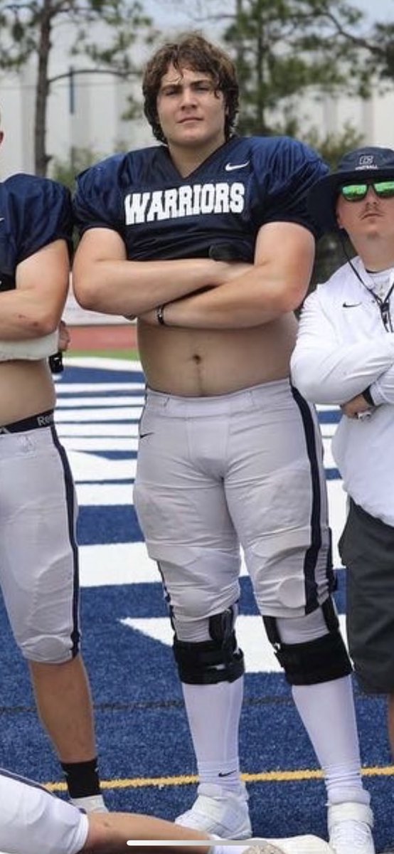 PinellasHSMedia's tweet photo. PHMG Top Offensive Lineman
1. Marcus Calvin, Gibbs
2. Shane Elam, CCC
3. Lucas Simmons, CAI
4.Joseph Ionata, Calvary 
5.Conner Thomas, East Lake 
@eastlakefball @MarcusCalvin2 @ShaneElam6 @LucasSimmons55 @eastlakefball @GibbsFootballFL @joseph_ionata @SportsCalvary https://t.co/qMbYZwbud3