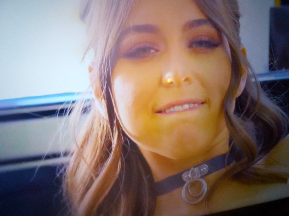 Delby J Razee tweet media