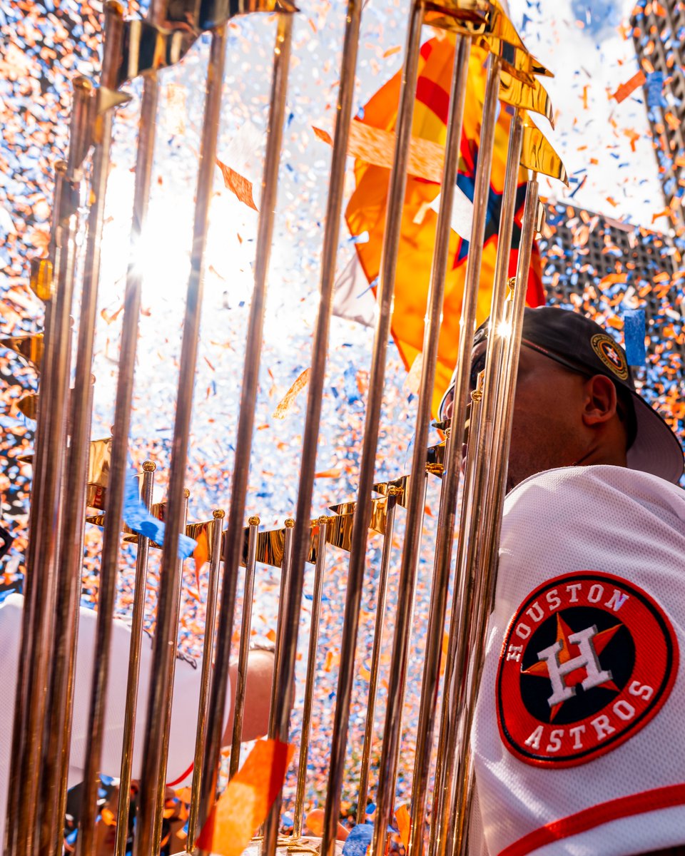 astros's tweet image. 100+ wins in four of the last five full seasons. 💯
Six straight ALCS appearances. 👏
Four AL Pennants in last six years. 🚩
Two World Series titles in last six years. 🏆

The Golden Era of Astros baseball continues. 🤘