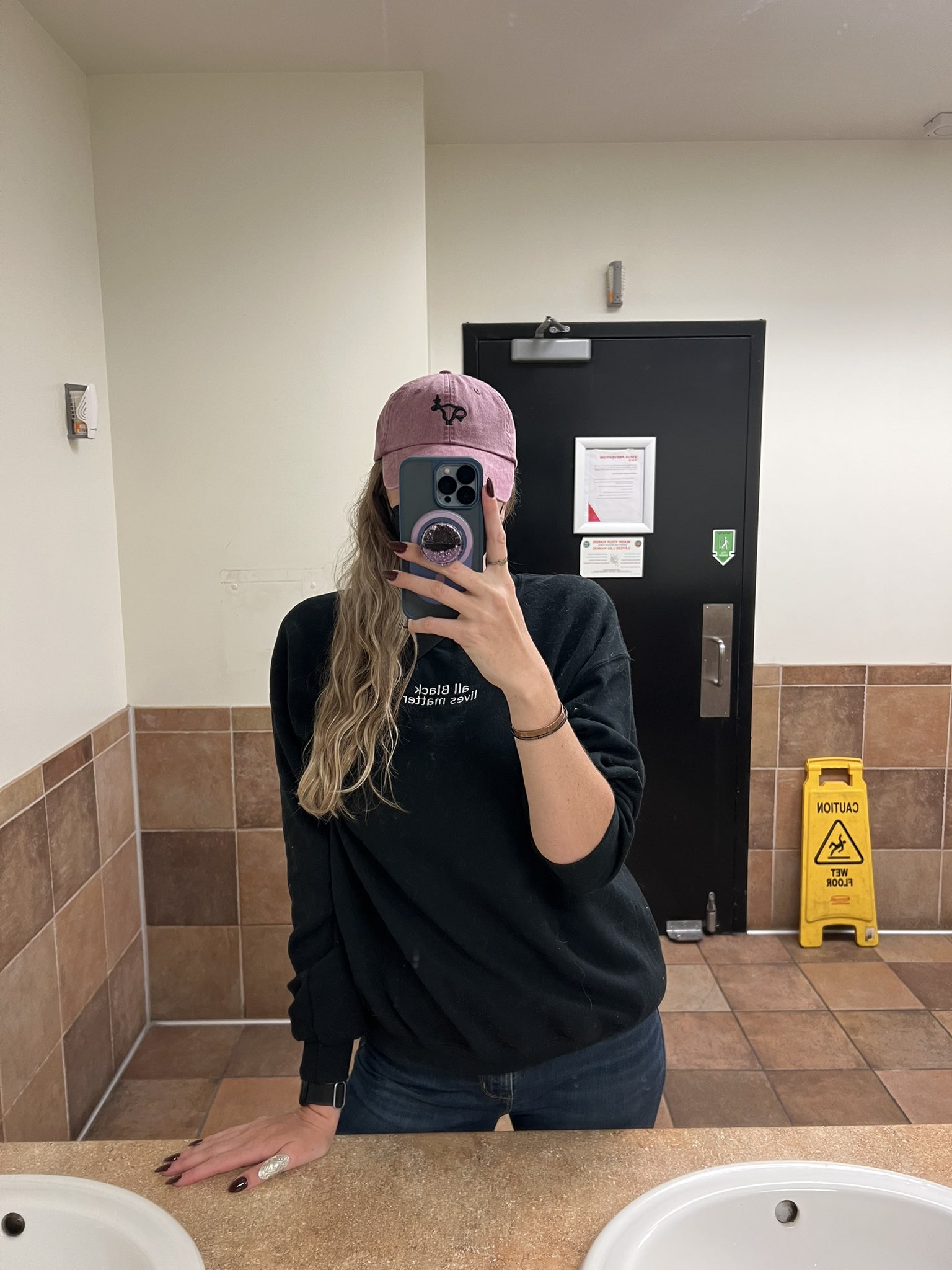 Ivy X Legs 🌿 on Twitter "VOTED ️ https//t.co/7MKg8YPPJc" / Twitter