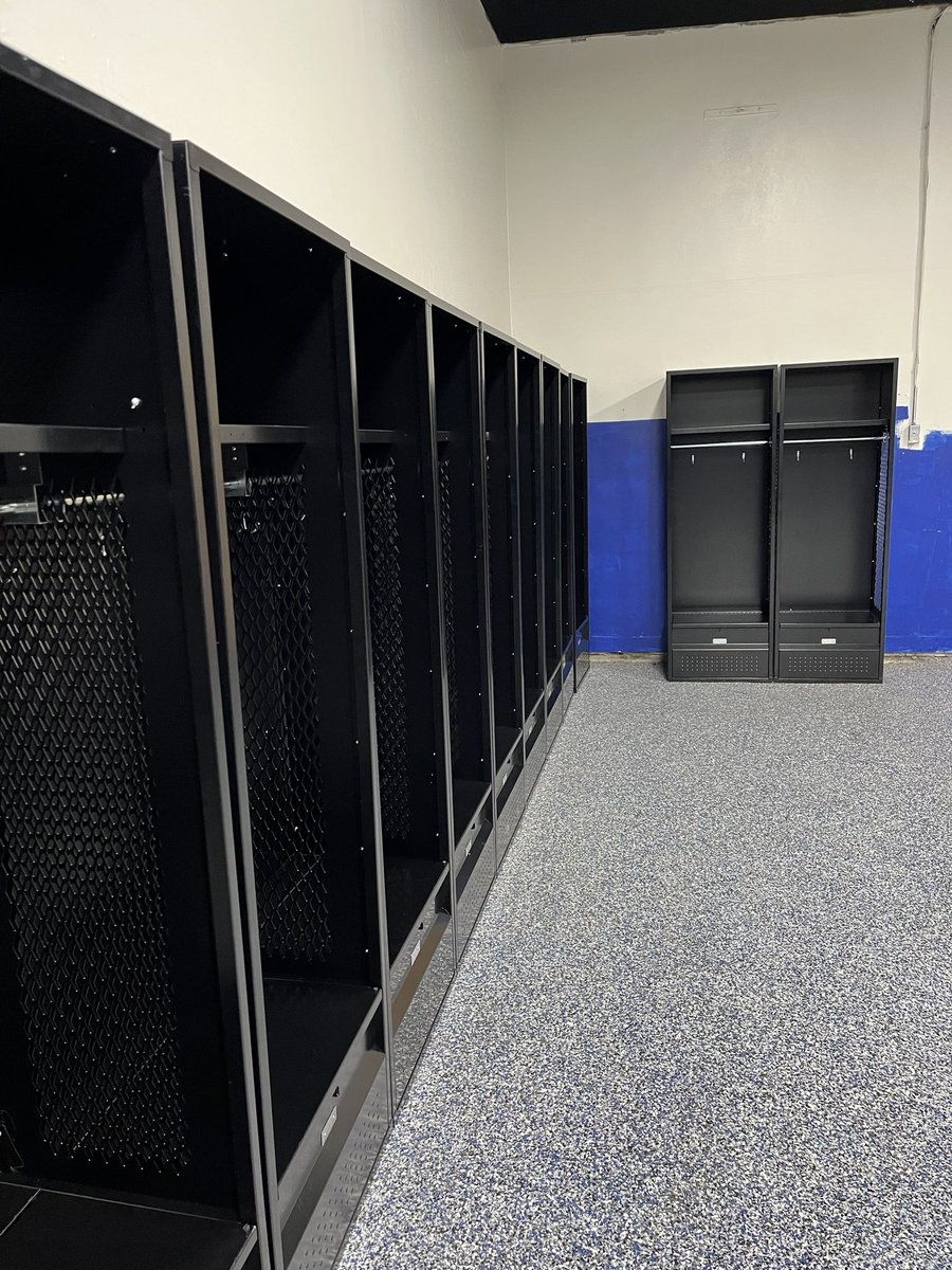 StAndrewsFB's tweet photo. We are living our CREED and building our KINGDOM 🧱by🧱! Lockers are in! This is progress and our boys earned it. #knightscreed22 https://t.co/rW6Bt8tFxw