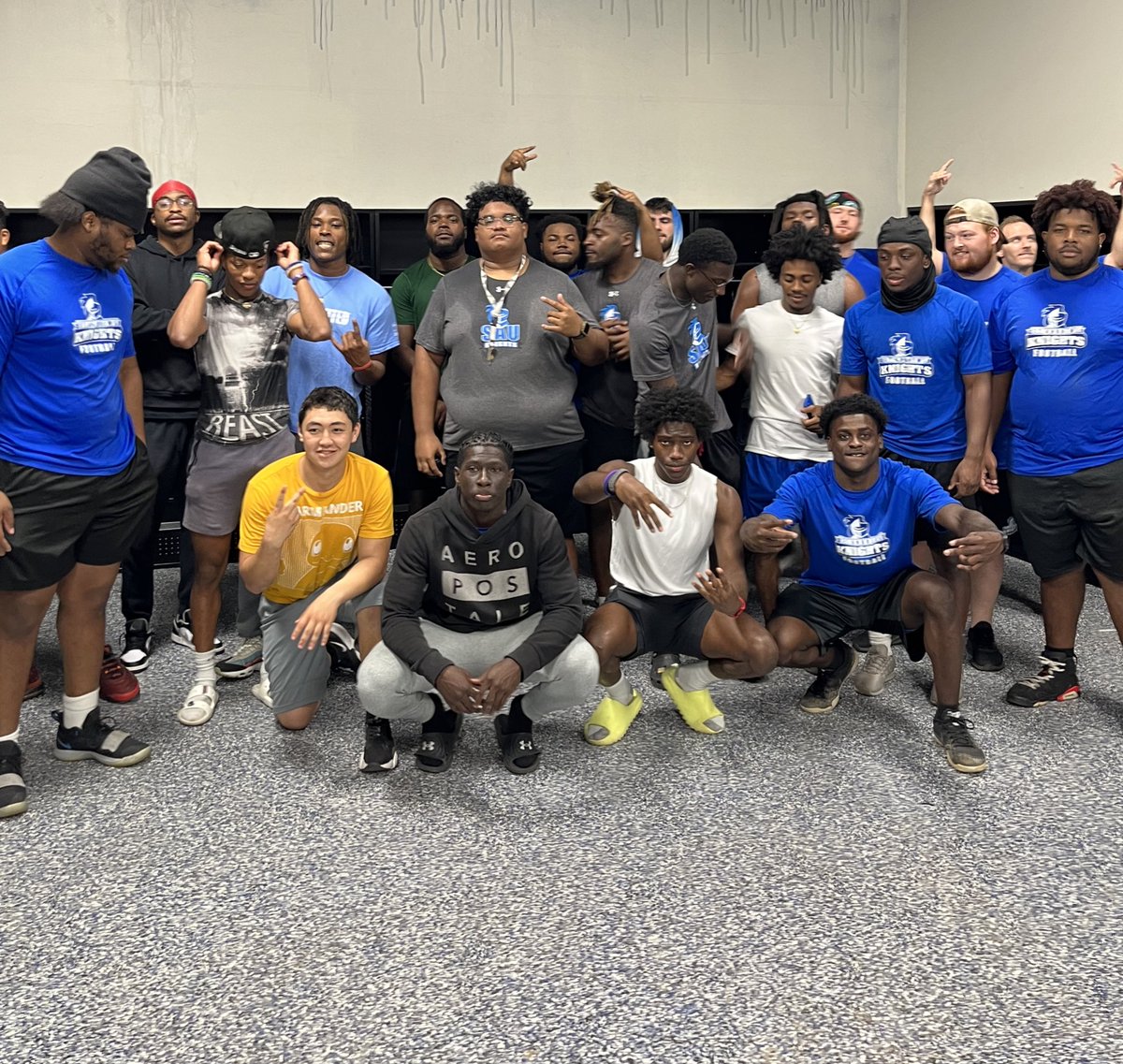 StAndrewsFB's tweet photo. We are living our CREED and building our KINGDOM 🧱by🧱! Lockers are in! This is progress and our boys earned it. #knightscreed22 https://t.co/rW6Bt8tFxw