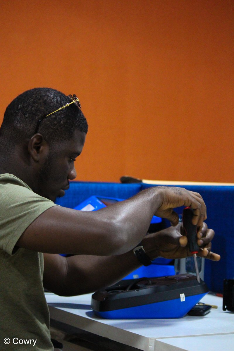 touchandpayme's tweet photo. As much as Touch and Pay is a payment solution company, a lot of work goes on in the background to ensure our collection devices are in the best working conditions possible. Here’s @NosaJef putting in the work 🙌🏾
#touchandpay #automatedfarecollectionsystemprovider #humansoftap https://t.co/JLHkFIjSyN