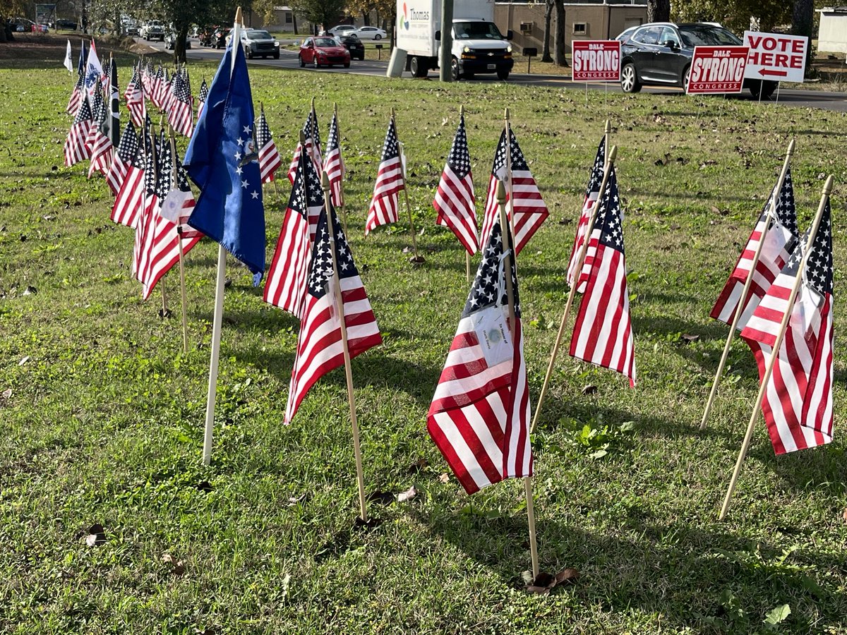 LeadaGore's tweet image. Brisk turnout at my polling place in Madison, AL. Not POTUS election busy but welcome sight after the dismal primary turnout. #electionday2022