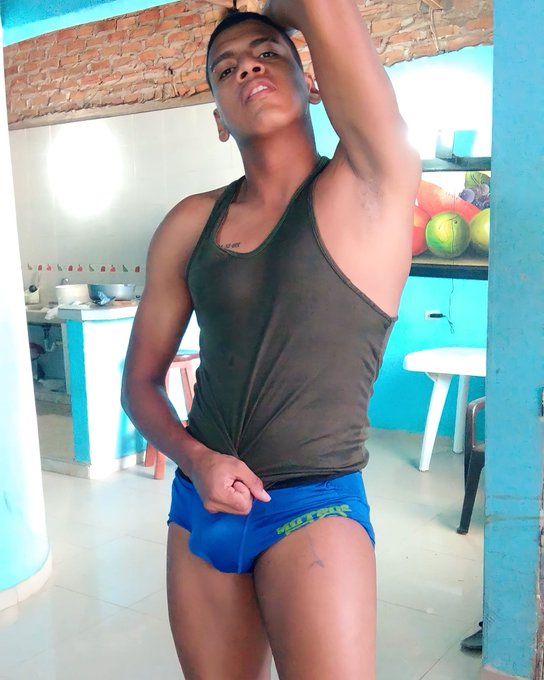 Viviendo como me gusta ❤️ #modelos #gym  Instagram https://t.co/I1zYnmxYLq https://t.co/xPP2viejbS<a href="/tag/modelos"class="tags">#modelos</a><a href="/tag/gym"class="tags">#gym</a>