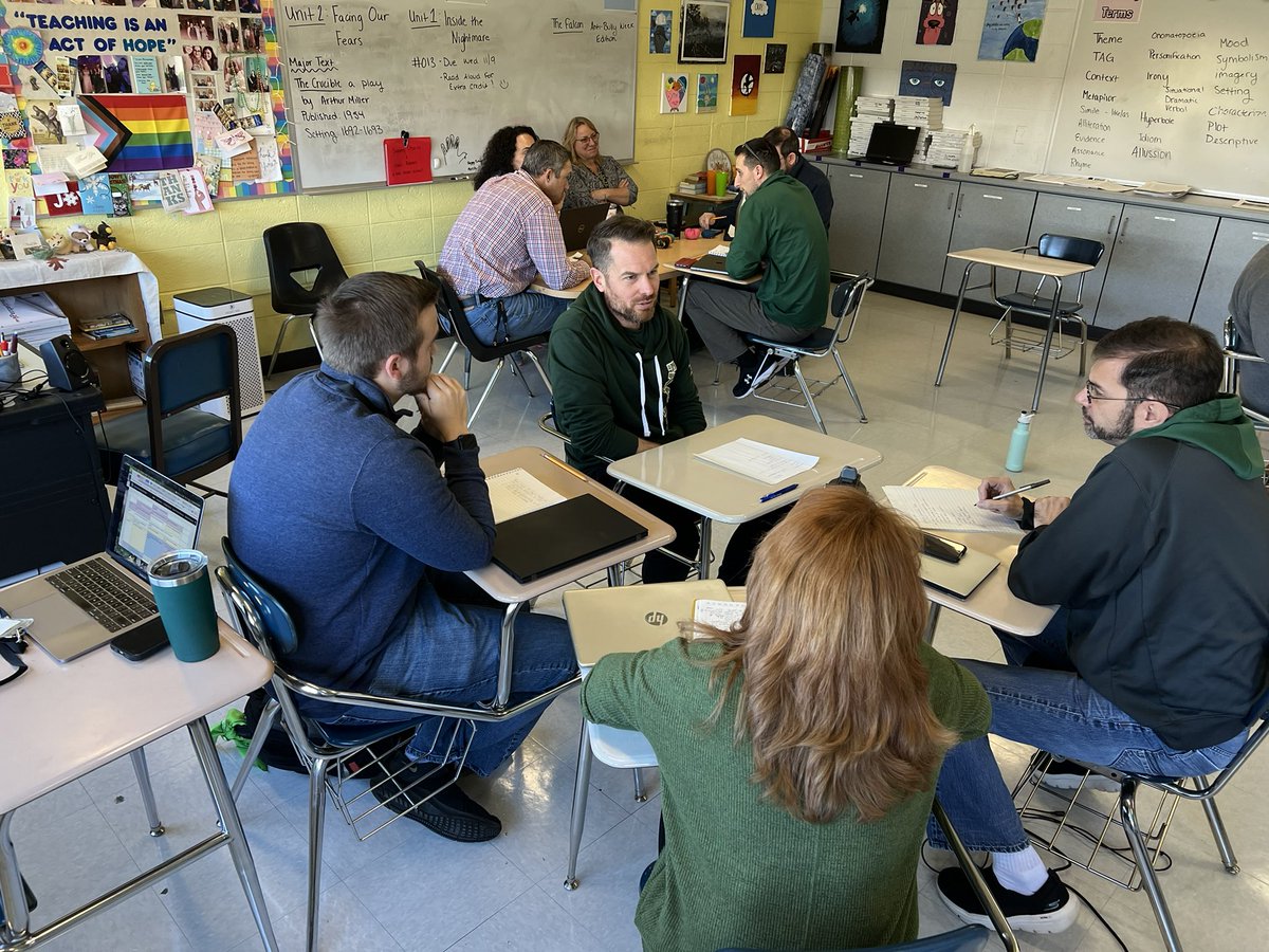 DR_SUPT's tweet photo. Proud to present PD today to aspiring administrators with our DReam Seminars - DR educators aspiring for mastery. #BuildingTheBench #DREAMseminars #WeAreDR https://t.co/wiqyTbQjTI