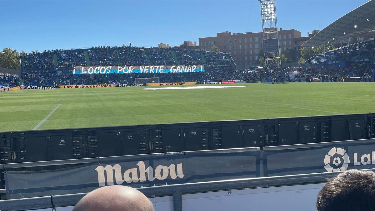 JLMatthews4's tweet photo. What a weekend of football! Four games, 10 goals, 6 red cards and all topped off with Rayo beating Real Madrid ⚡️⚽️ https://t.co/hLWEXpwD3U