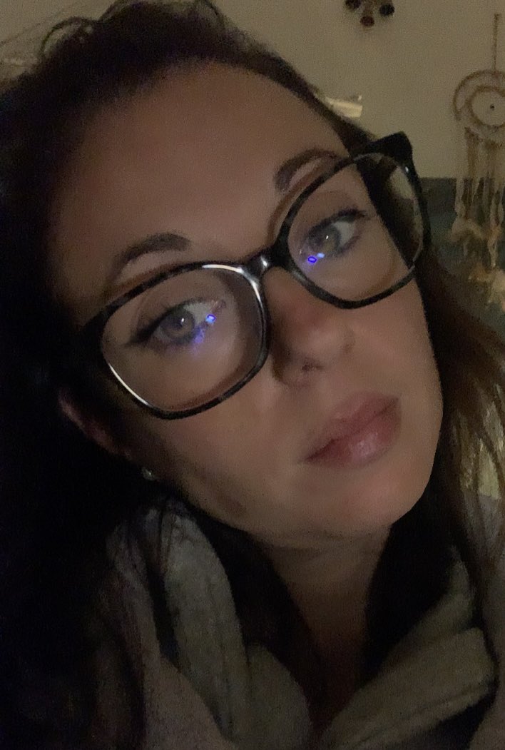 SissyBelll's tweet photo. Hey puppiesss!!! 🌶🌶 I have great news!! I got a new piercing….guess where???  🤭🤭🤪🤪🤪 Are you curious to see?❤️🌶🌶 #instagram #instagood #italy #italia #italiangirl #instalike #igers #igersitalia #igdaily #igtravel #sexualenergytransmutation #sexywomen https://t.co/GLMJXvwuI8