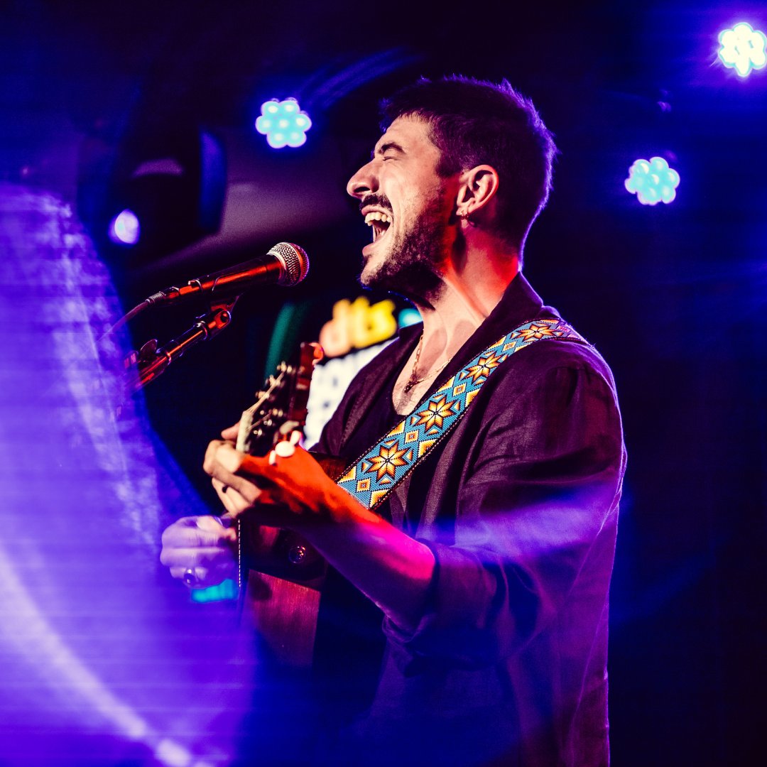 dts's tweet photo. Head over to https://t.co/tmNdZoWrJq to watch @mumfordandsons frontman @marcusmumford perform his new self-titled album at the #DTSSoundSpace! ππ₯π
(πΈ @skylerbarberio) https://t.co/DTS19zDHtq