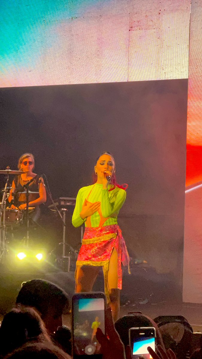 Hebastian's tweet photo. @Spotify A la reina @lalioficial #israel2022 #disciplinaTour https://t.co/5uyoJAvDaT