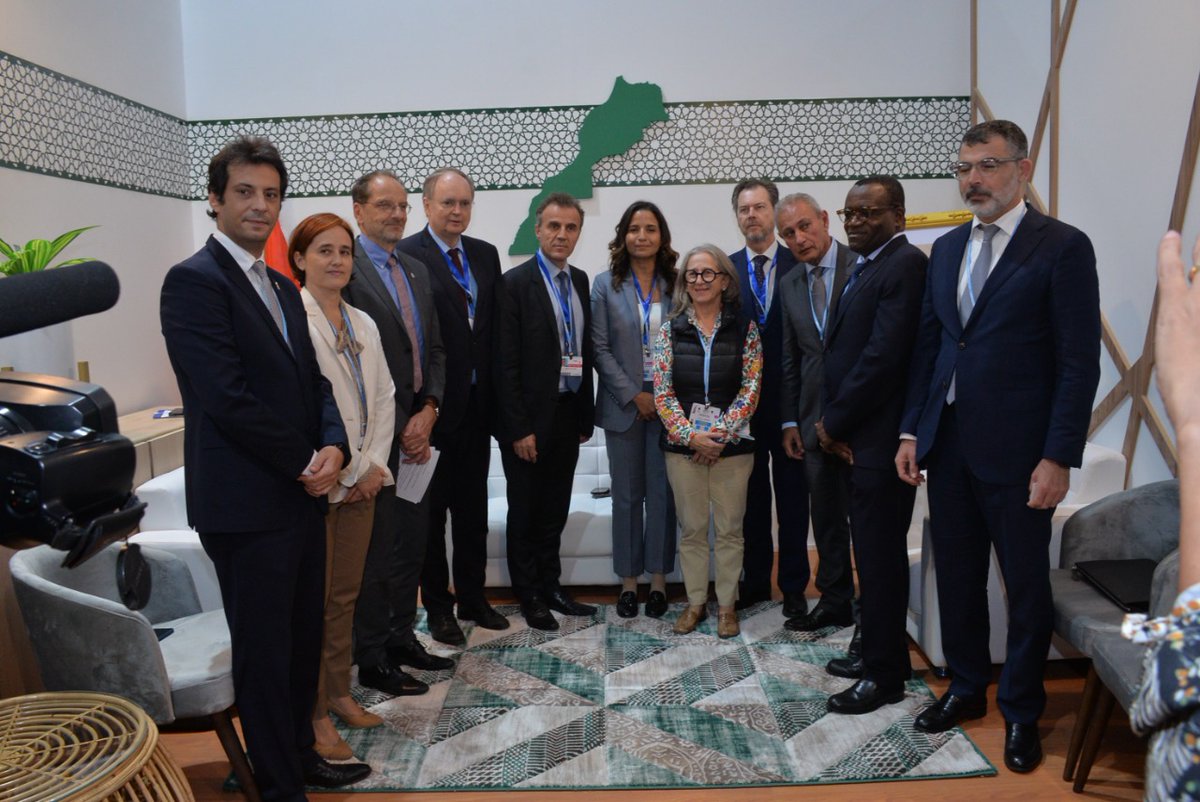 MTEDDMAROC's tweet photo. #COP27 
Morocco, France, Germany, Portugal &amp; Spain sign MoU #SETroadmap to integrate #green #electricity markets for #ClimateChange mitigation.
"This signature marks the common willingness of our 5 countries to promote exchanges of environmentally friendly energies" @LeilaRBenali https://t.co/E4wvBBi3dQ