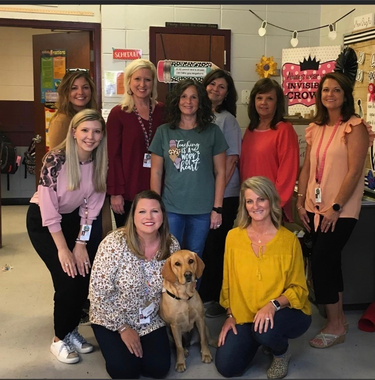 MarionCoSchools's tweet photo. MJ had a great first day yesterday!  All the counselors showed up for some “counseling” before their meeting. https://t.co/PsYaikA3Nj
