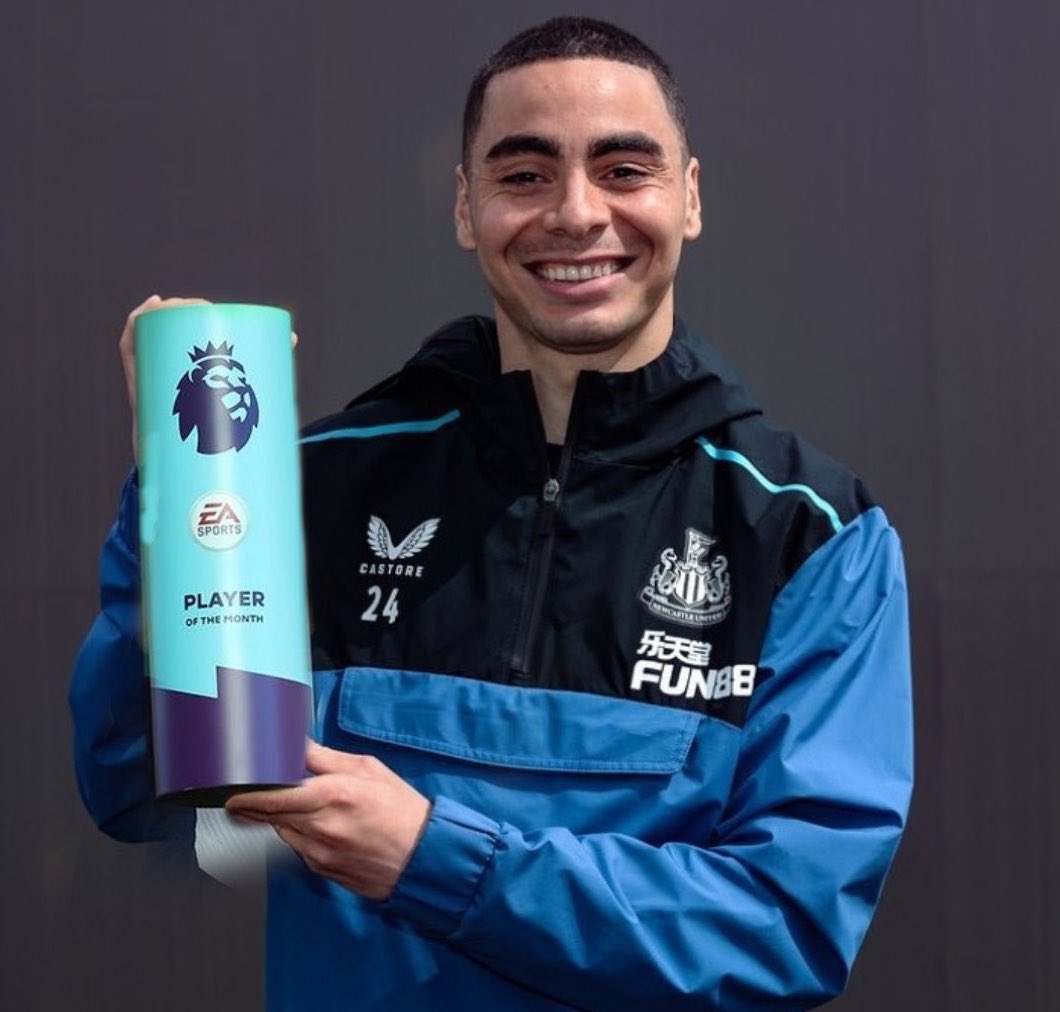 NotSteveWraith's tweet image. Congratulations to my good friend Miggy Almiron on a deserved accolade of @premierleague player of the month for October 

I kept believing in you Miggy but more importantly you kept believing in yourself

#PlayLikeAlmiron #NUFC