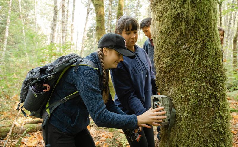 CapilanoU's tweet photo. A new way to gain work experience before graduation. CapU offers practical and work-integrated learning options for students. Learn about the new model in our latest Capsule story: https://t.co/bJzPDCY1VO #CapilanoU #worklearn https://t.co/cZPCj2FDqA