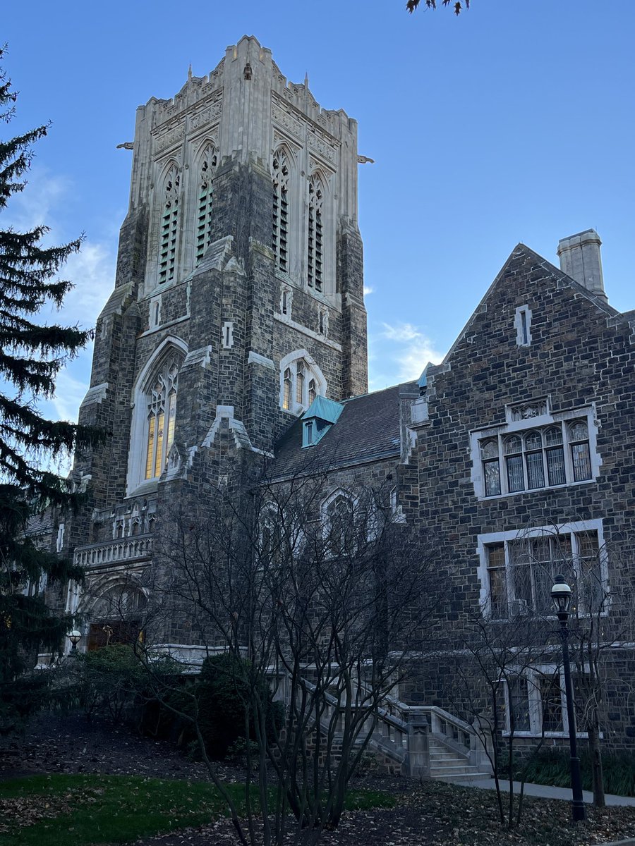 Fran Troyan (@frantro1942) on Twitter photo 270 degree spin! Taken in 6 seconds #LehighBeauty #HawksFlyTogether 270 degree spin! Taken in 6 seconds #LehighBeauty #HawksFlyTogether