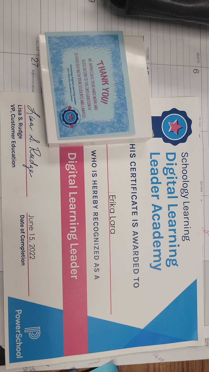 ErikaLara89's tweet photo. Yei! Finally received it! https://t.co/0T56fSKTly