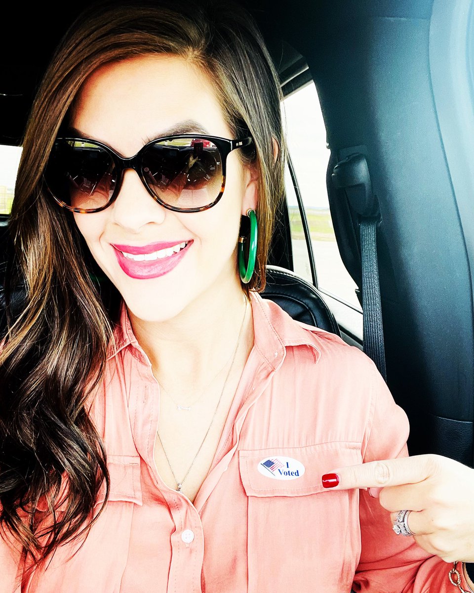🗳I VOTED!! 🇺🇸 Did you?! 

What a gift it is that we all have the opportunity to voice our opinion, stand for what we believe in, and VOTE! 

Don’t forget to make time for the most beautiful right that we have! ♥️🤍💙
