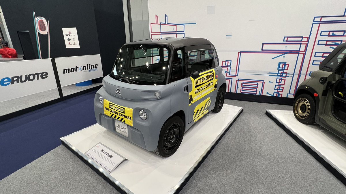 Infomotori's tweet photo. #EICMA2022 promosso ed elettrico https://t.co/ynzsGOmM35