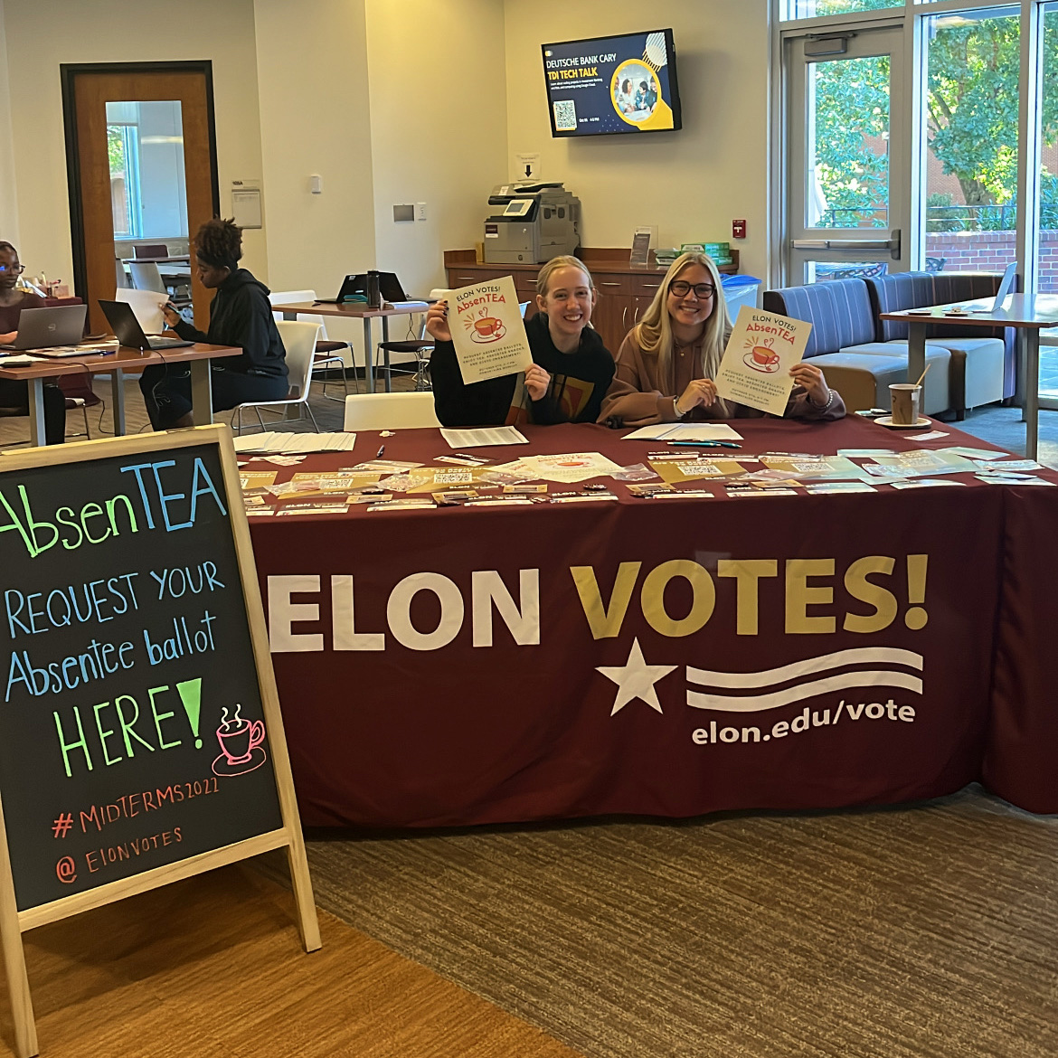 Elon Admissions tweet media