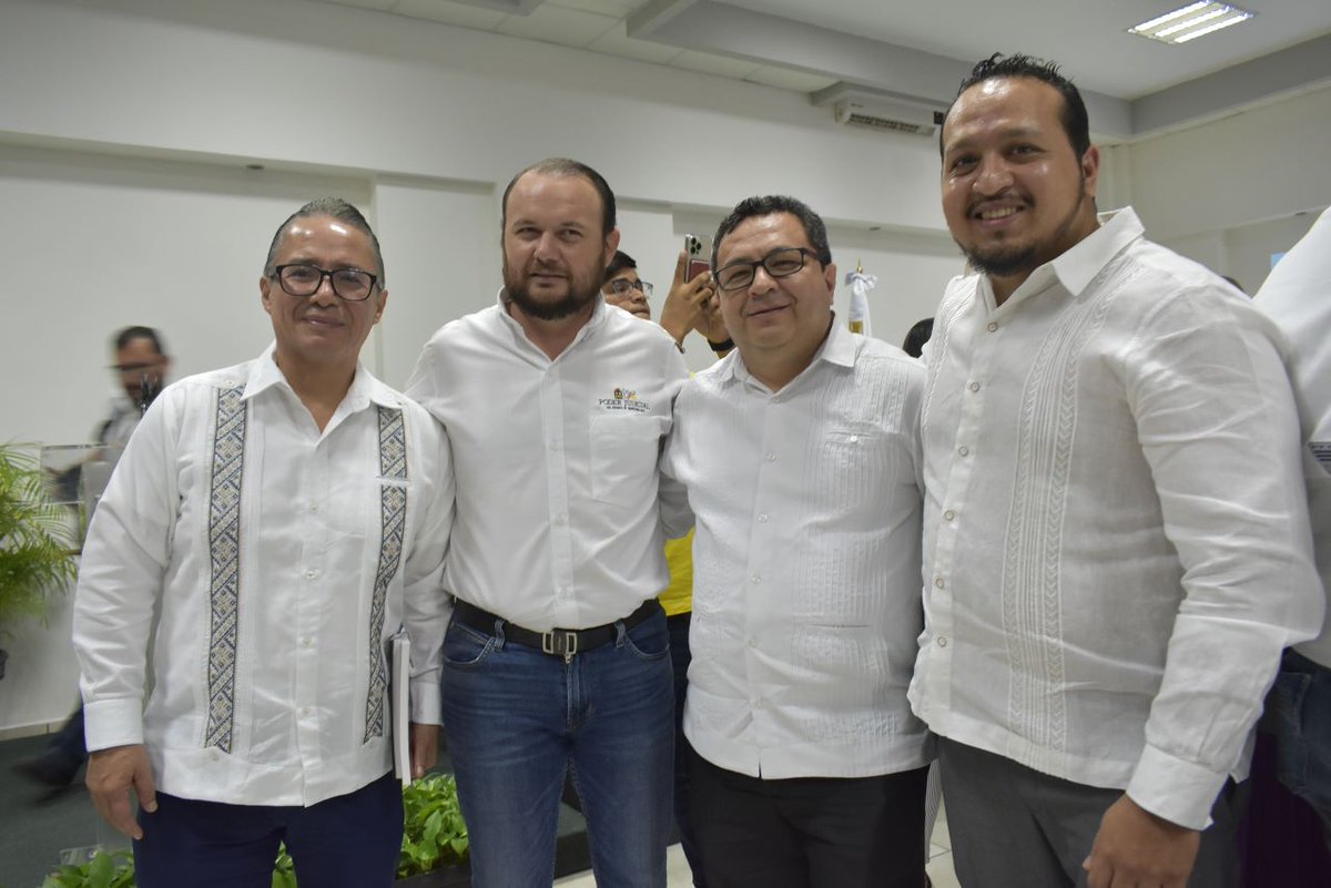 FGEQuintanaRoo's tweet image. El titular de la #FGEQuintanaRoo, Óscar Montes de Oca, asistió a la presentación del Índice de Estado de Derecho en México 2021-2022, que se realizó en la Escuela Judicial del @TSJQRoo que congregó a integrantes del @CPCQRoo de la entidad. #WorldJusticeProject