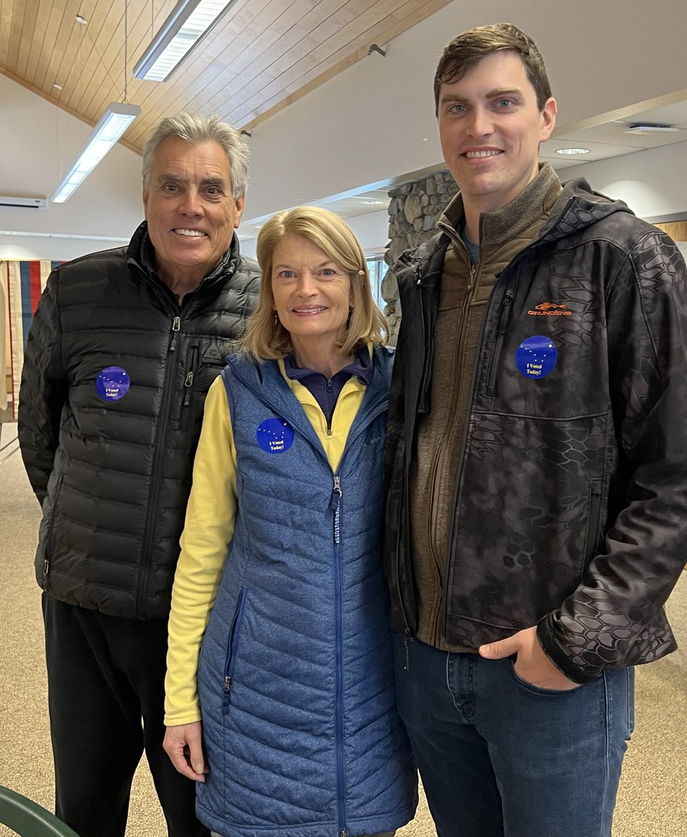 Happy #ElectionDay, Alaska! I was number 265 voting in Girdwood this morning—good, steady turnout here and across the state. Let’s win this, Alaska! #RankLisaFirst